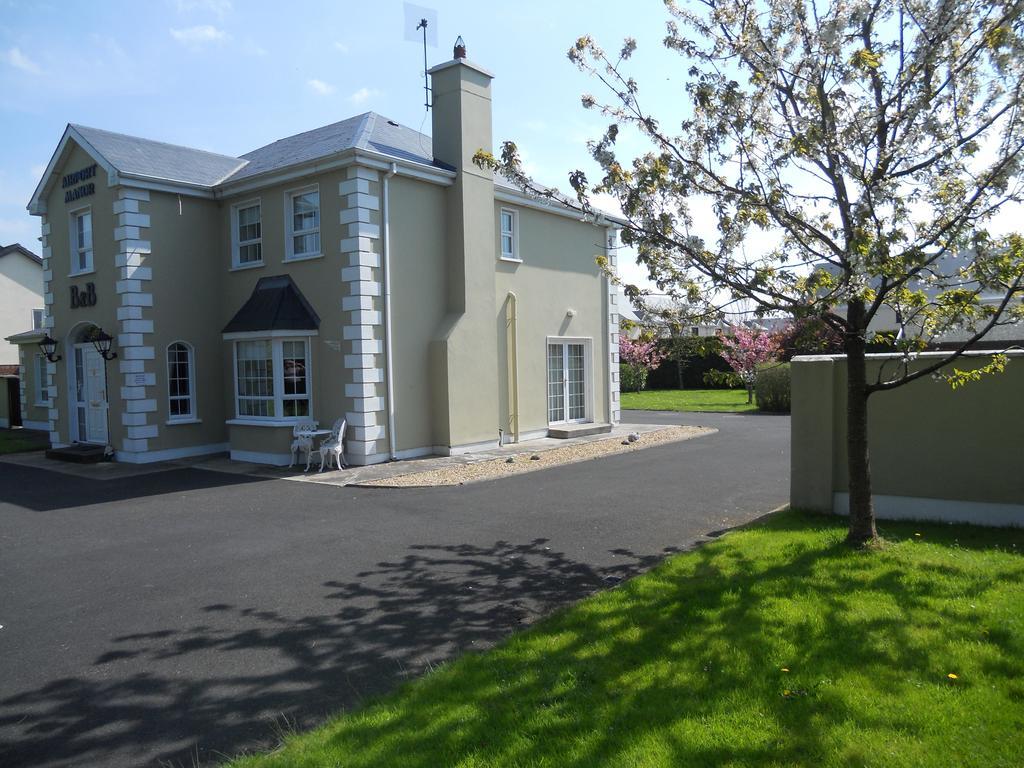 Airport Manor Accommodation Shannon Exterior photo